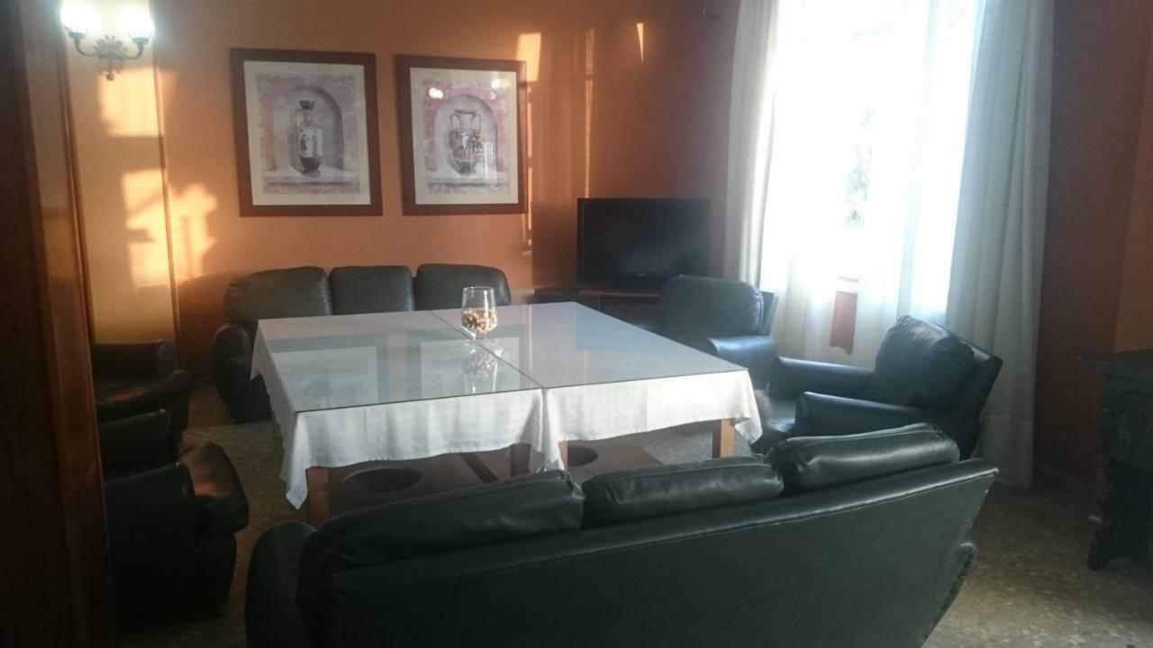 Hotel Astigi Écija Екстериор снимка